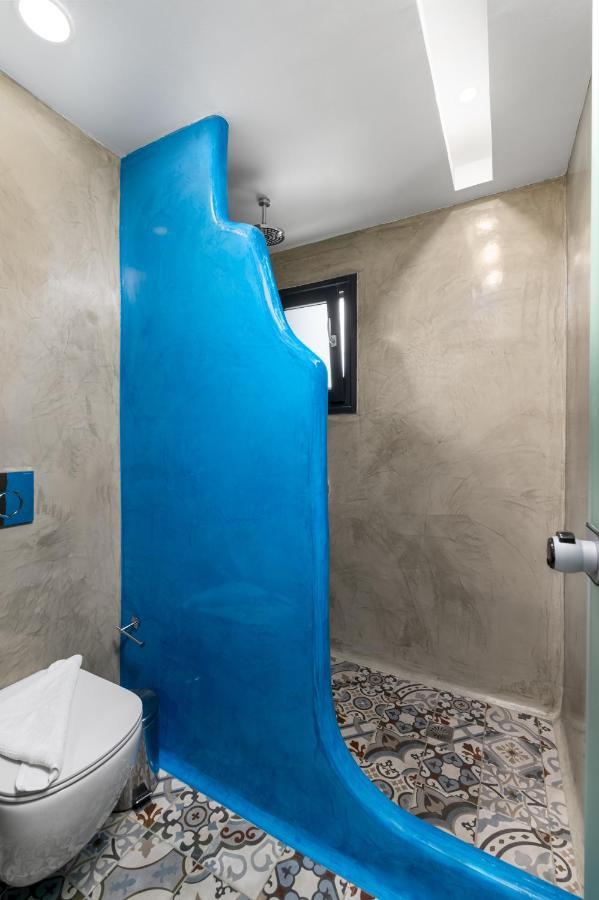 Christianna & George Luxury Hot Tub Apartment Fira  Dış mekan fotoğraf